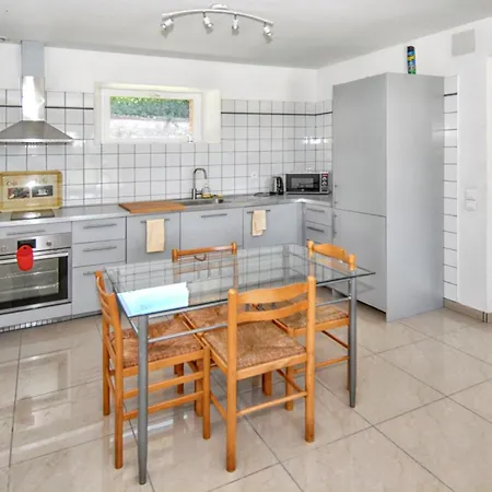 Maison De Charme A Avec Terrasse Et Parking Prive Monthenault